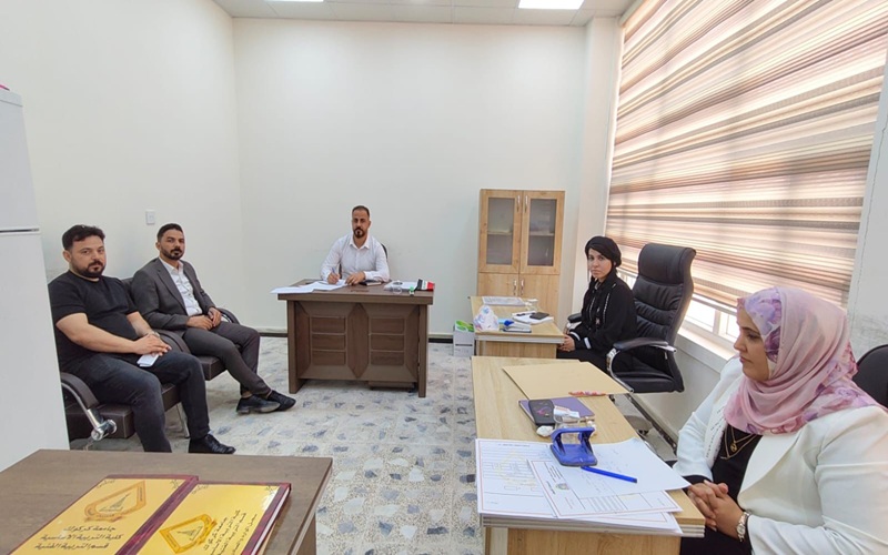 شعبة الضمان والجودة ولجنة متابعة معايير الاعتماد البرامجي تواصل عقد اجتماعاتها في كلية التربية الأساسية